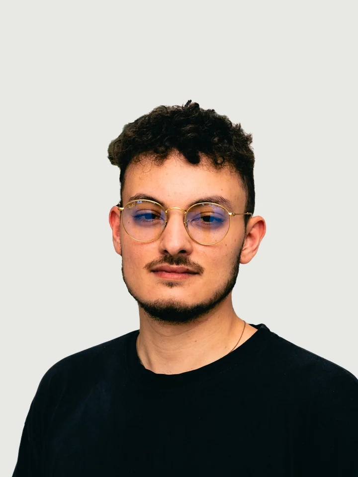 Kay — CEO & Sales, Team von 4am Studio